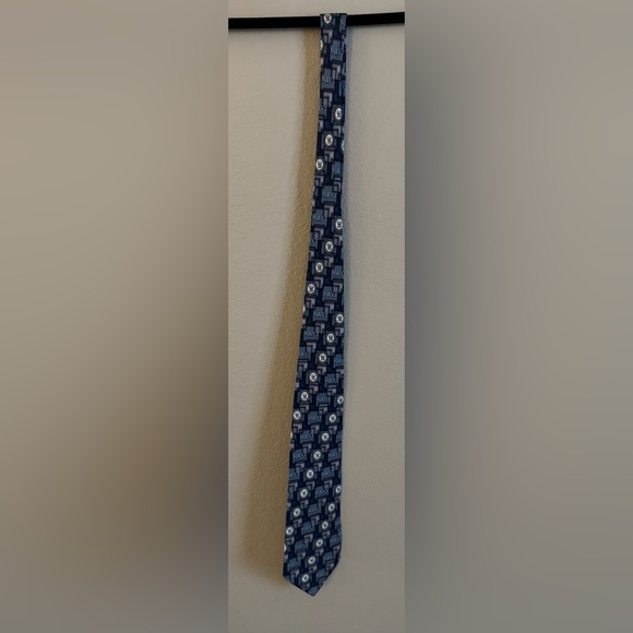 Eagles Wings 100% Silk US Navy Emblem Men’s Neck Tie 100% Silk Military Navy Tie - Picture 1 of 6
